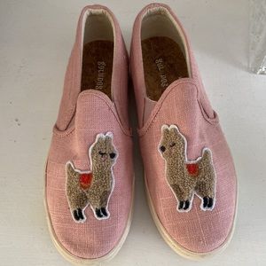 Soludos Pink Llama Slip On loafer size 7.5